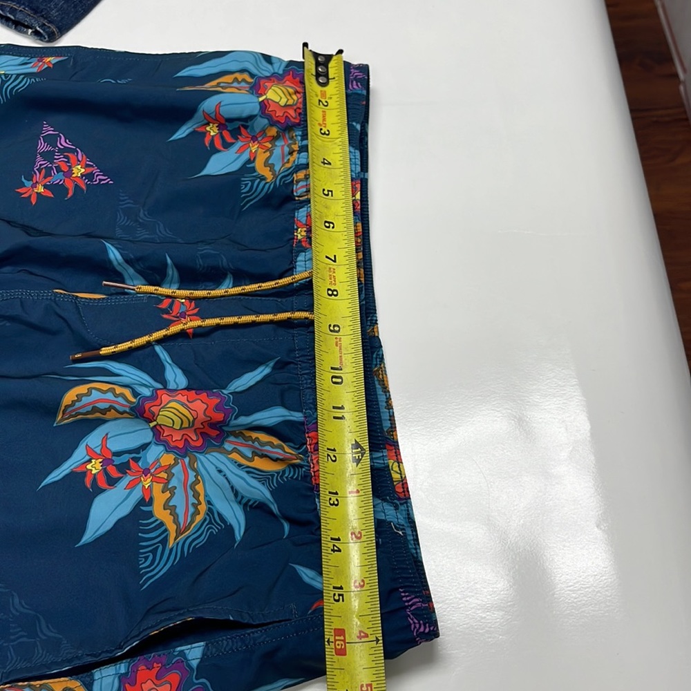Billabong W/Pockets Short - Picture 5 of 7